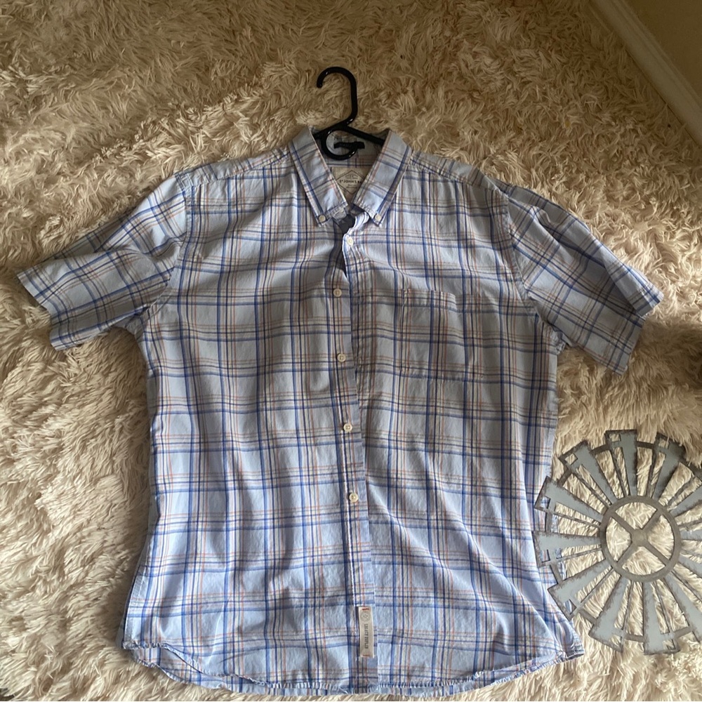 Men’s  St Johns Bay Shirt Size L